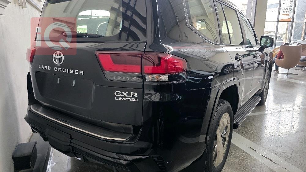 تويوتا لاندكروزر